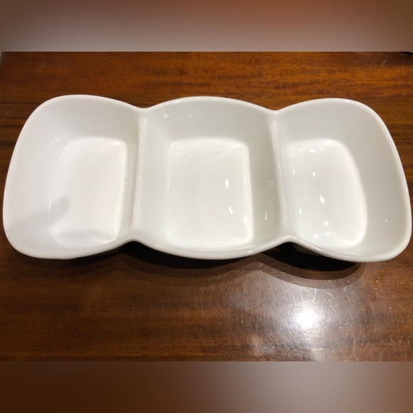 Serving Dish - Picture 1 of 3